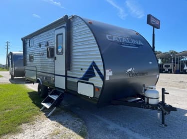 2022 Forest River Coachmen Catalina Summit Travel trailer rental in Longwood, FL