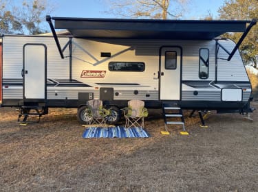 2023 Dutchmen Coleman Lantern Travel trailer rental in Robertsdale, AL