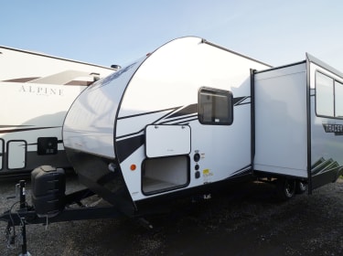 2022 Prime Time Tracer Travel trailer rental in Listowel, ON