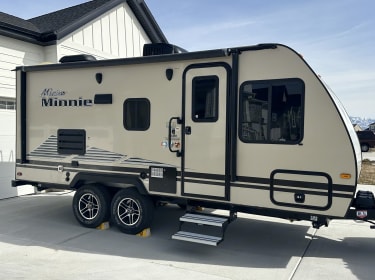 2020 Winnebago BH2100 Travel trailer rental in Layton, UT