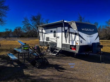 2021 Keystone RV Hideout Travel trailer rental in Bakersfield, CA