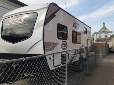 2021 Dutchmen Coleman Rubicon Travel trailer rental in Ottawa, ON