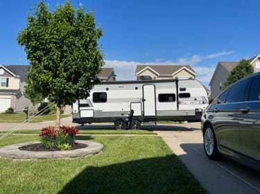 2022 Sportsmen SE Travel trailer rental in Wentzville, MO