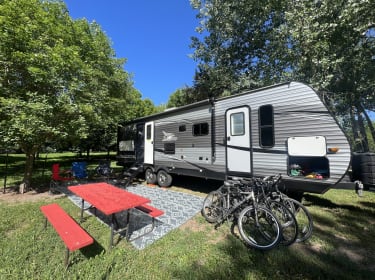 2021 Jayco Jay Flight Travel trailer rental in Shawnee, KS