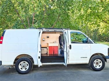 2003 Gmc Savanna Camper van rental in WASILLA, AK