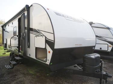 2022 Prime Time Tracer Travel trailer rental in Listowel, ON