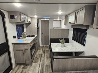 2024 Coleman 17b Travel trailer rental in Santa Ana, CA