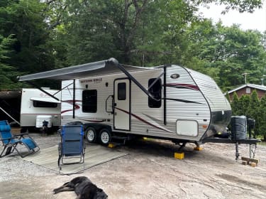 2014 Starcraft Autumn Ridge Travel trailer rental in Baldwin, ON