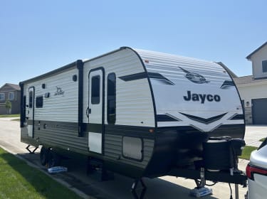 2023 Jayco Jay Flight Travel trailer rental in Omaha, NE