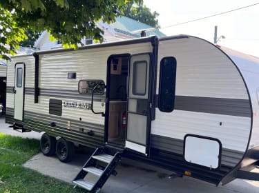 2024 Grand river 27BHS Travel trailer rental in Tavistock, ON