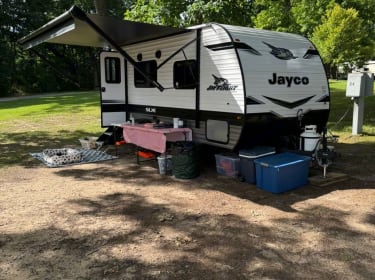 2024 Jayco Jay Flight SLX Travel trailer rental in Decatur, MI