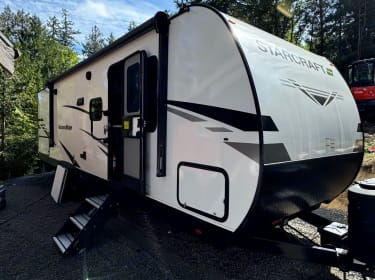 2024 Starcraft Autumn Ridge Travel trailer rental in Poulsbo, WA