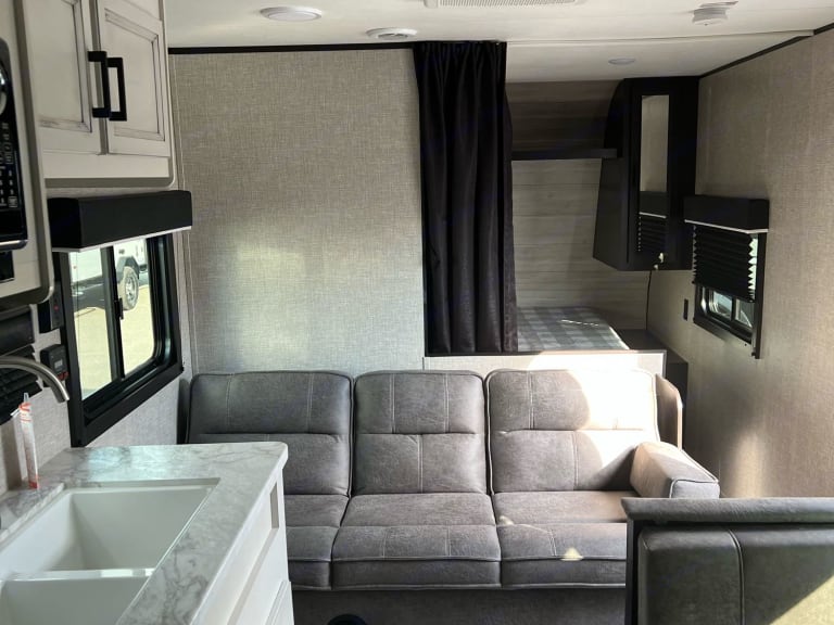 2022 Jayco Jay Flight SLX Travel trailer Rental in Montoursville, PA