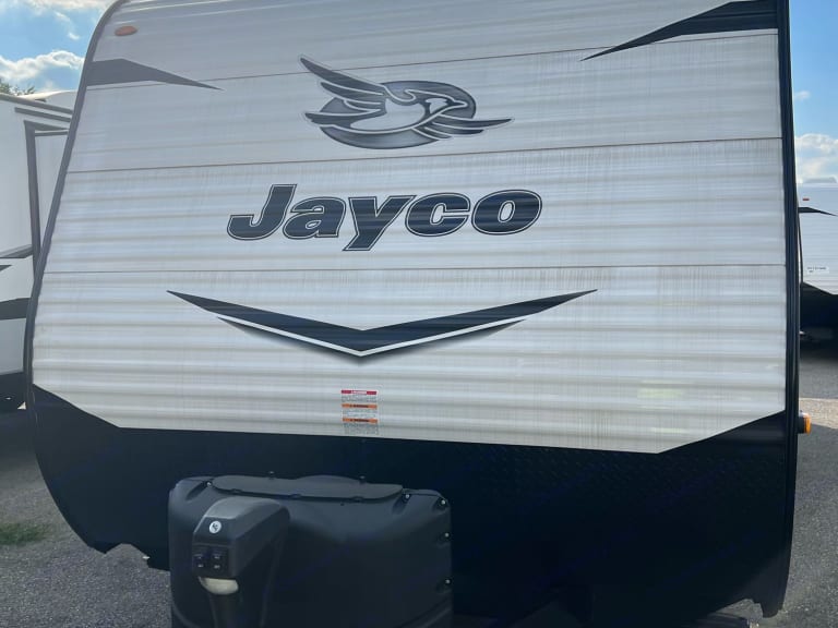2022 Jayco Jay Flight SLX Travel trailer Rental in Montoursville, PA