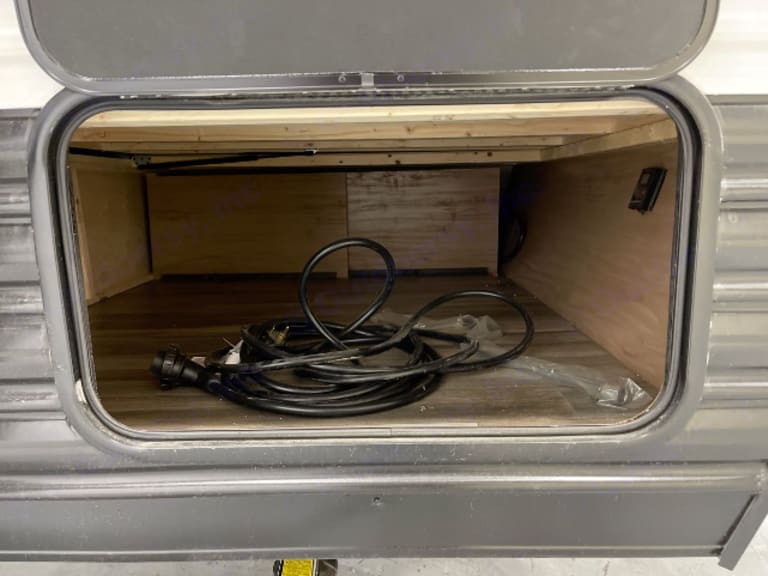 2023 Forest River Wolf pup 16bhs Travel trailer Rental in Flower Mound