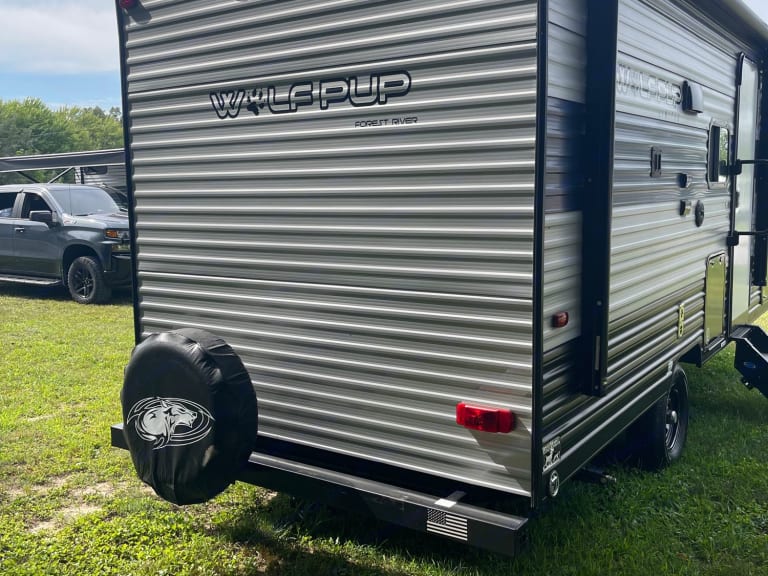 2020 Cherokee Wolf pup Travel trailer Rental in Carterville, IL Outdoorsy