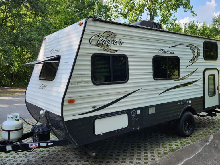 2018 Coachmen Clipper Cadet Travel trailer Rental in DURHAM, NC Outdoorsy