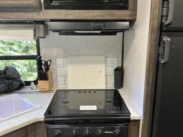 2020 Heartland RVs Wilderness Travel trailer Rental in Snohomish, WA