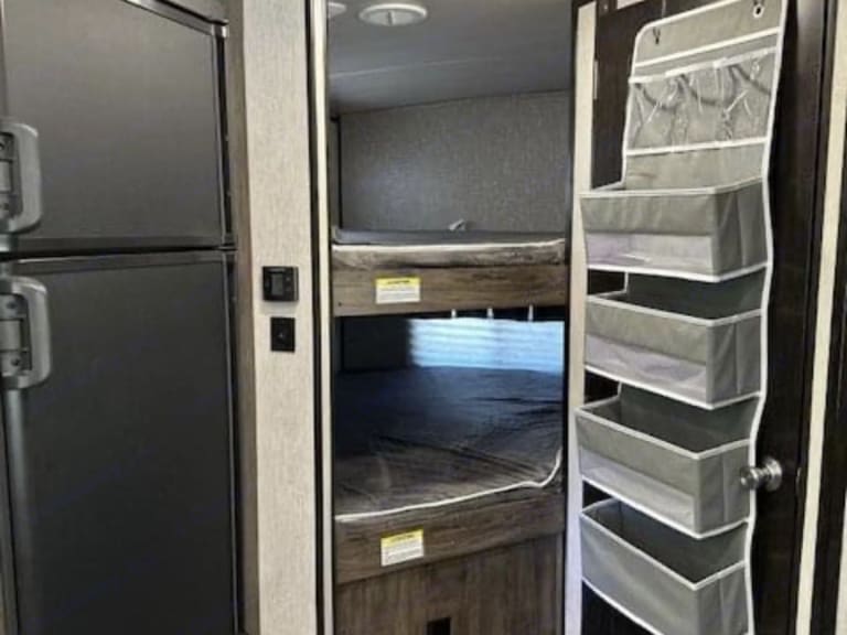 2020 Heartland RVs Wilderness Travel trailer Rental in Snohomish, WA