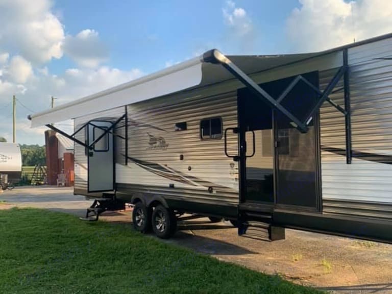 2019 Jayco Jay Flight Travel trailer Rental in London, KY Outdoorsy