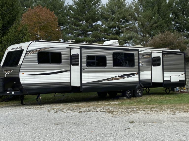 2019 Jayco Jay Flight Travel trailer Rental in London, KY Outdoorsy