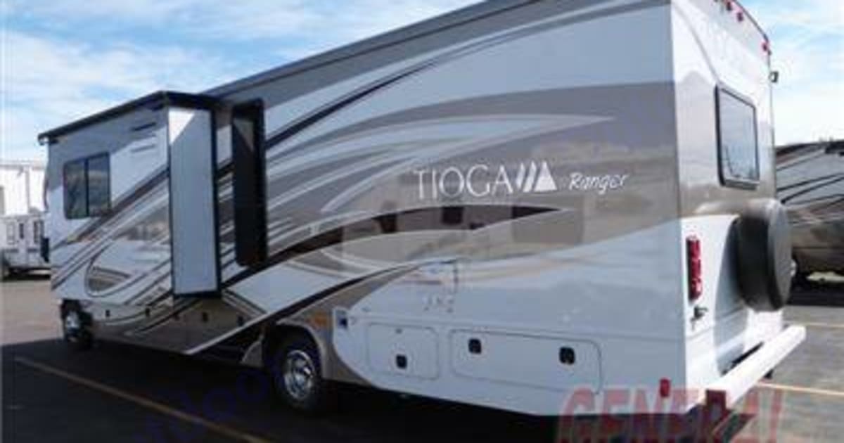 2008 Fleetwood Tioga Motorhome Rental in Santa Clara, CA | Outdoorsy