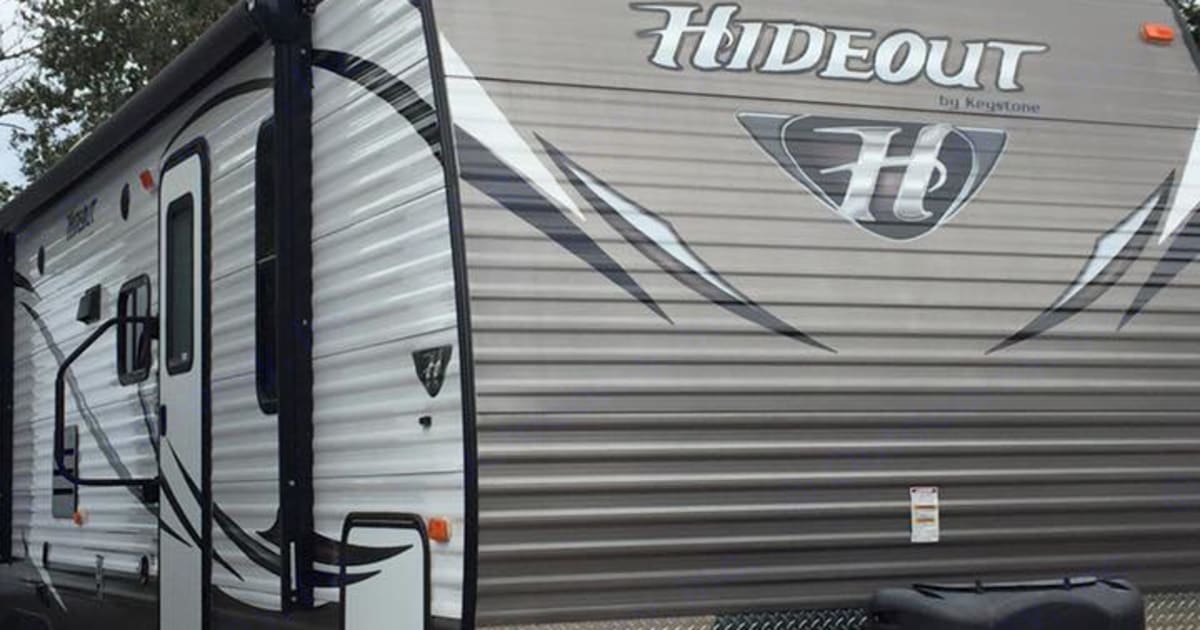 2015 Keystone Hideout 31RBTS Camper 34 Travel trailer Rental in AUBURNDALE, FL Outdoorsy