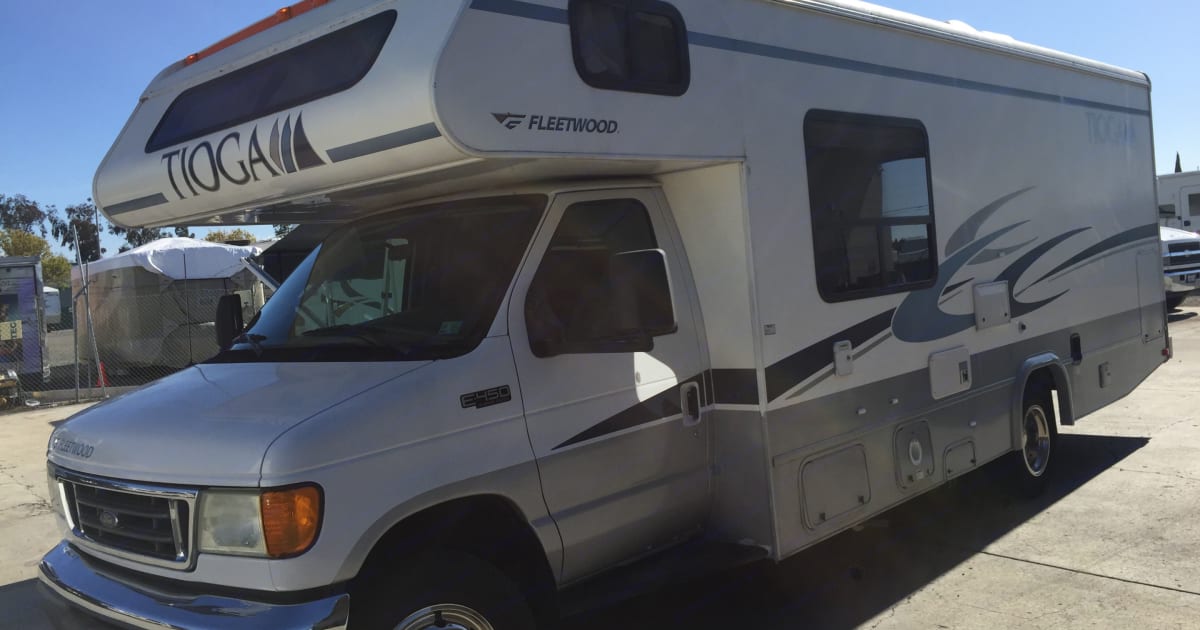2005 Fleetwood TIOGA Motorhome Rental in Fremont, CA | Outdoorsy