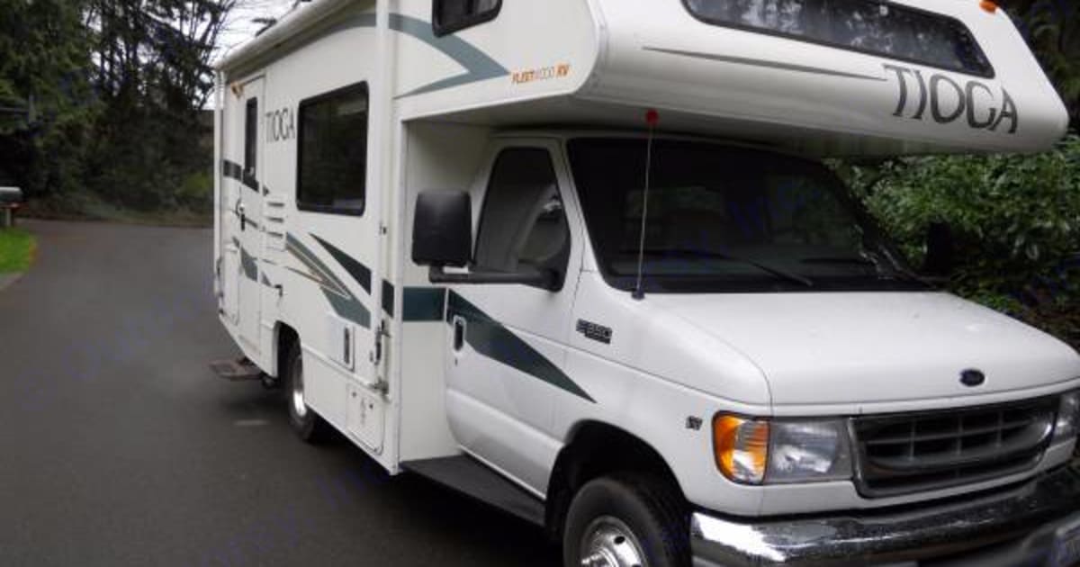 2001 Fleetwood Tioga Motorhome Rental in South Bend, WA | Outdoorsy