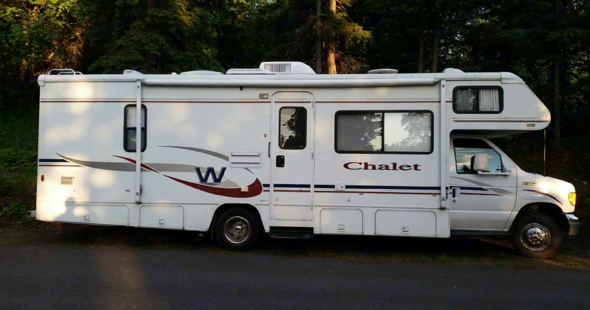 2005 Winnebago Chalet Class C Rental in Anchorage, AK Outdoorsy