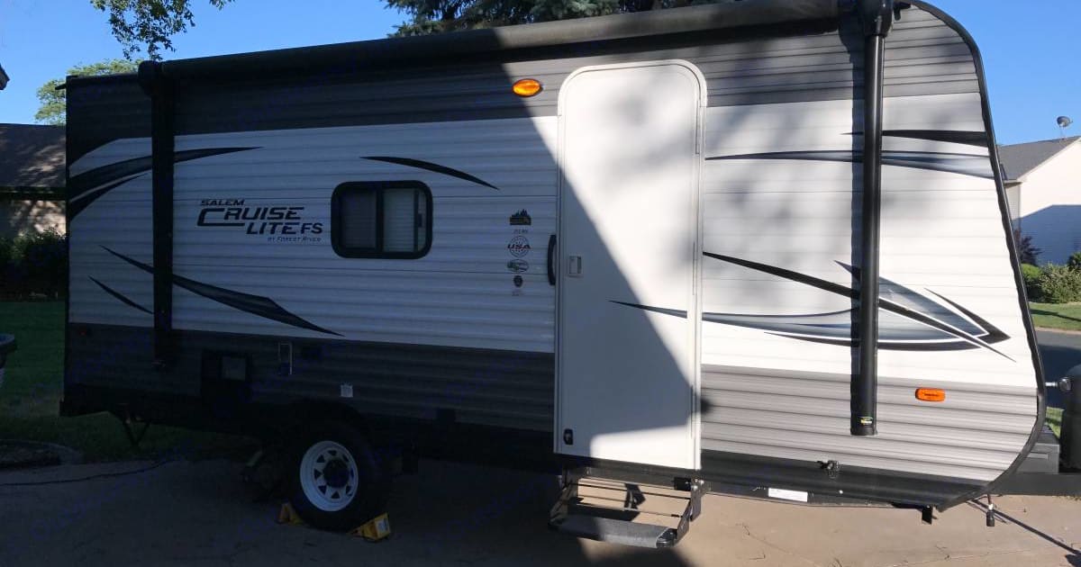 2016 Forest River Cruise Lite Travel trailer Rental in Forest Lake, MN