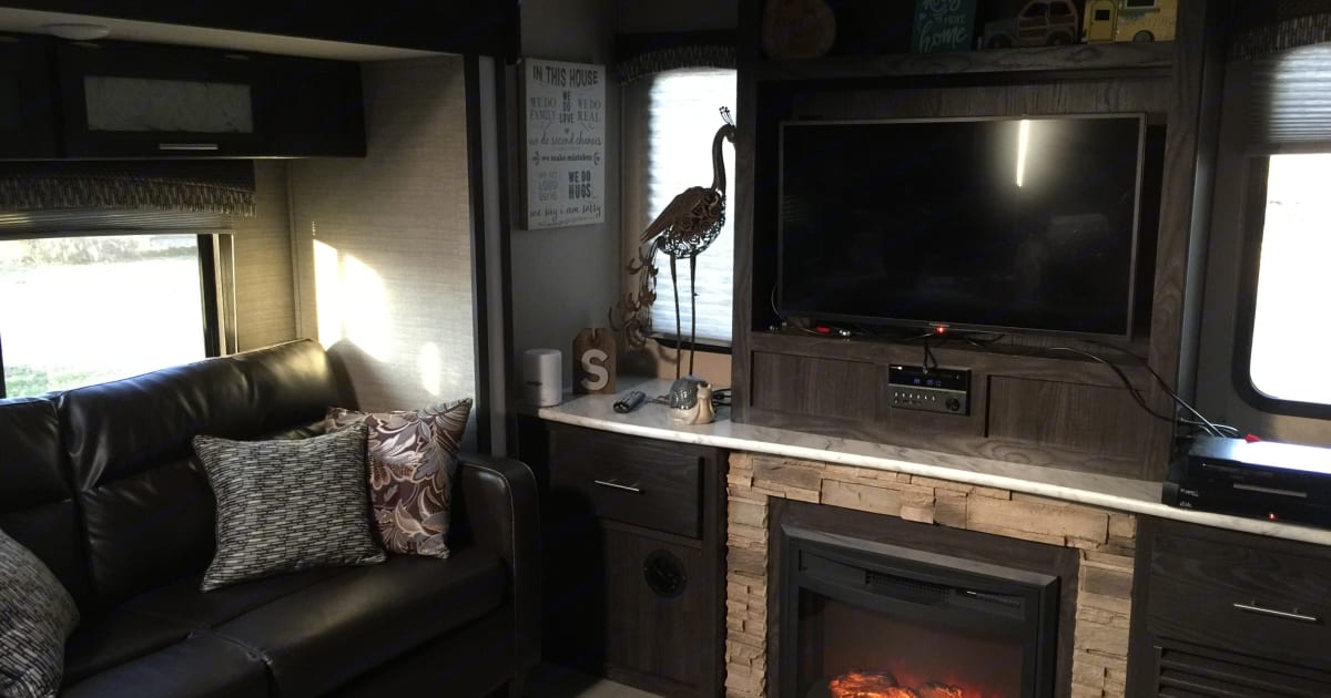 2018 Dutchmen Kodiak Travel trailer Rental in Saltillo, MS Outdoorsy