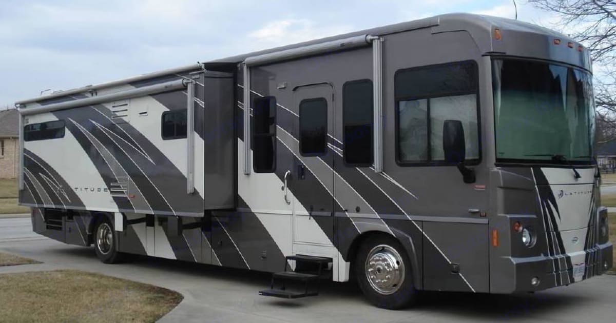 2008 Itasca Latitude Class A Rental in Osteen, FL Outdoorsy