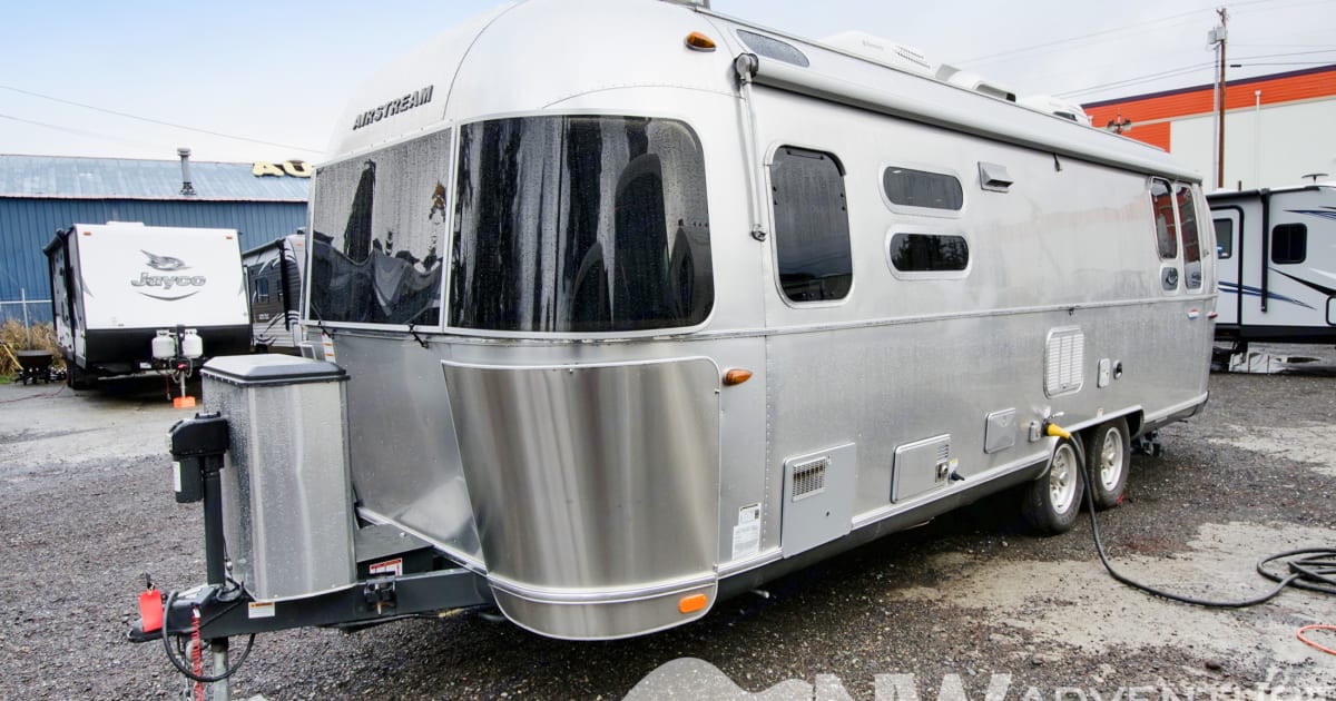 2016 Airstream International Serenity Travel trailer Rental in Lynnwood