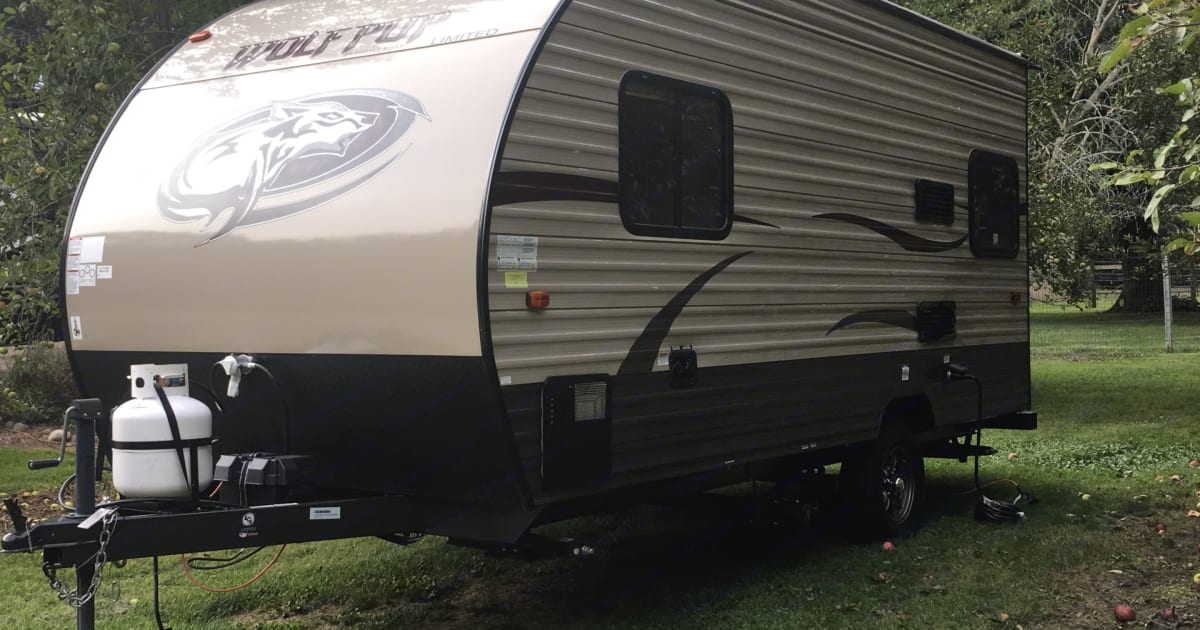 2017 Forest River Wolf Pup Travel trailer Rental in Lapeer, MI Outdoorsy