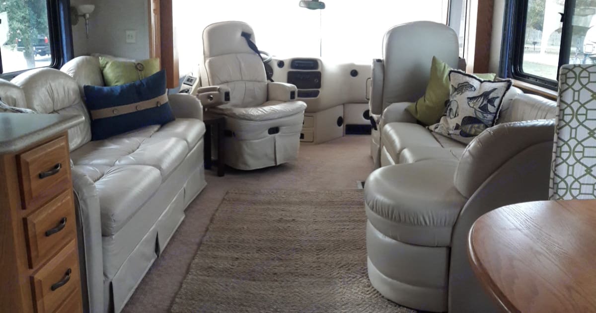 2001 Newmar Mountain Aire Class A Rental in Arkadelphia, AR Outdoorsy