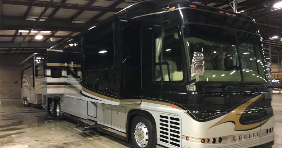 Photos | 2006 Newell Coach 45' Class A Rental in Concord, NC | Outdoorsy Photos | 2006 Newell Coach 45' Class A Rental in Concord, NC | Outdoorsy