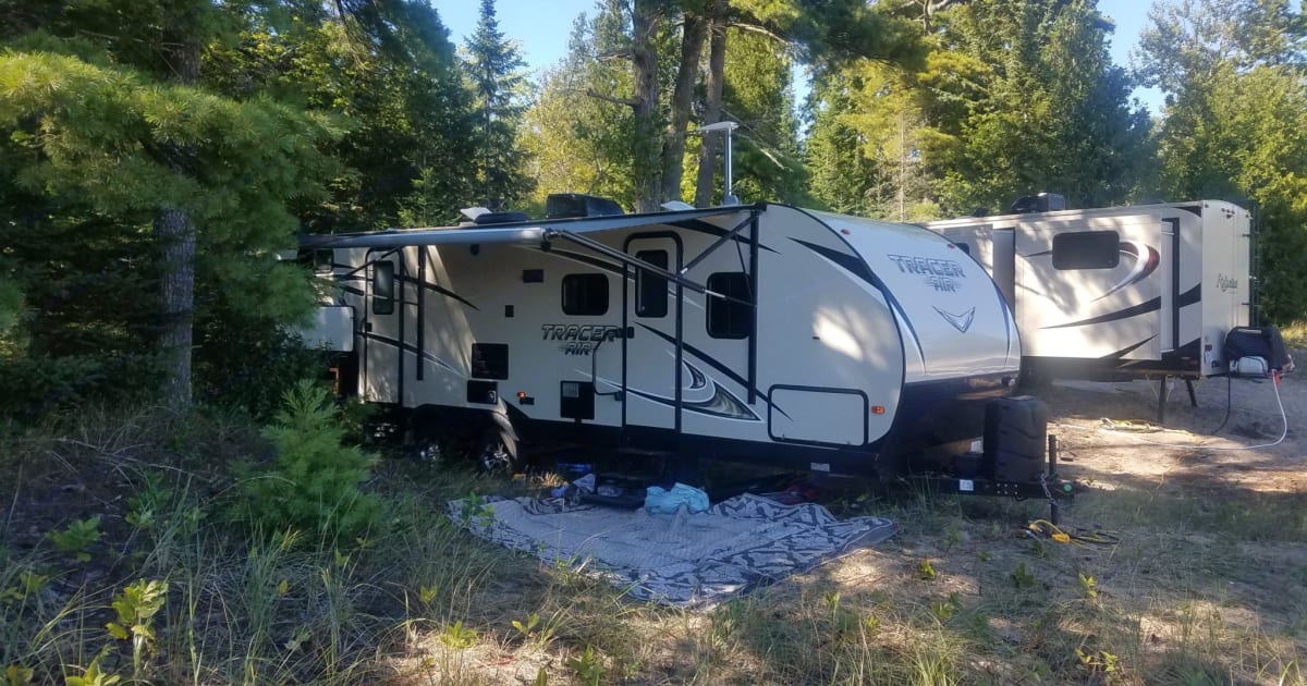 2017 Forest River Tracer Travel trailer Rental in Livonia, MI Outdoorsy