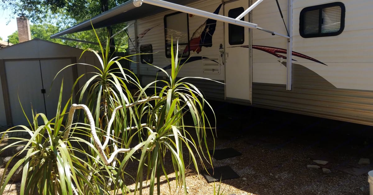 2009 Skyline Texan Travel trailer Rental in Granger, TX Outdoorsy