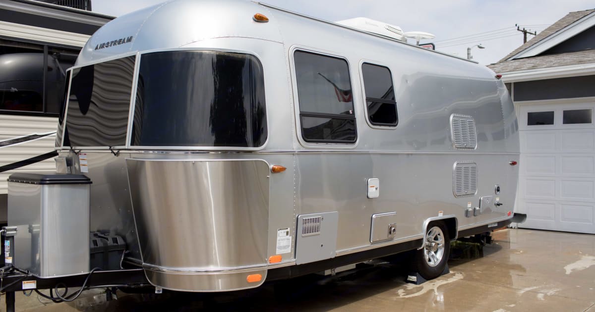2017 Airstream Sport Travel trailer Rental in Huntington Beach, CA Outdoorsy