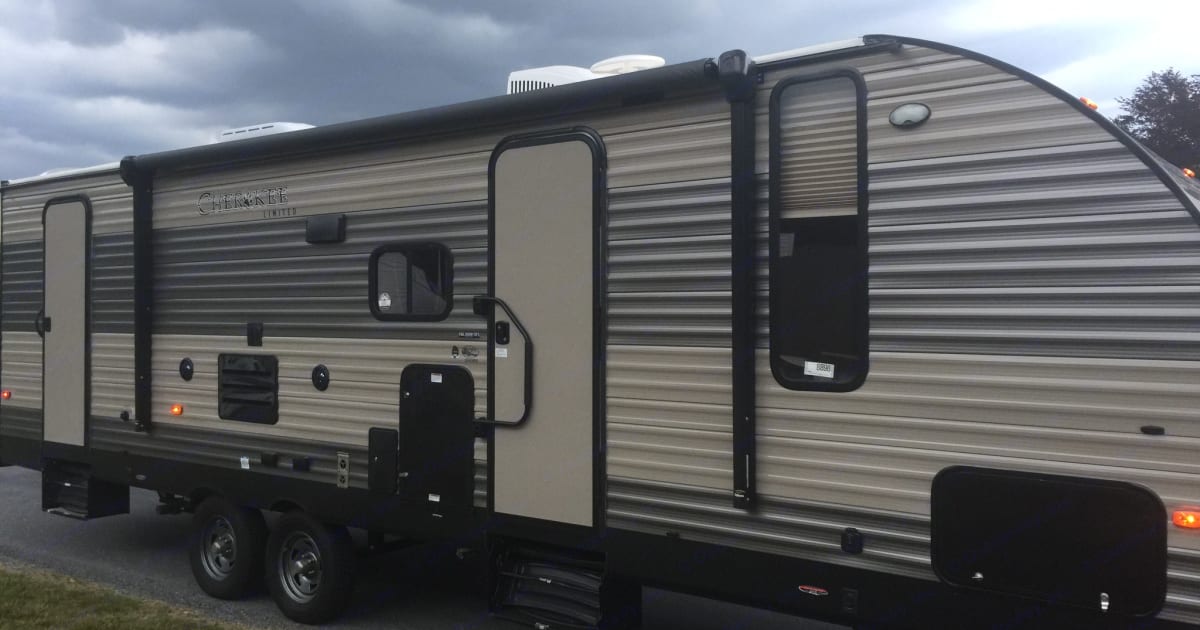 2018 Forest River Cherokee Grey Wolf Travel Trailer Rental in Lynchburg