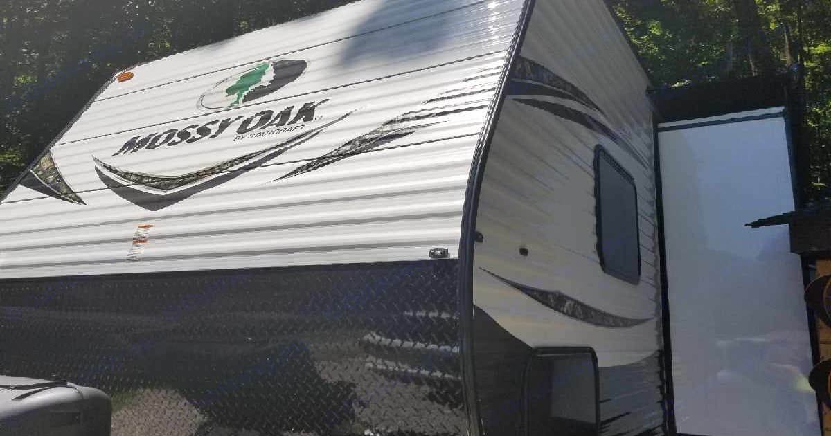 2018 Starcraft Mossy oak Travel trailer Rental in Philippi, WV Outdoorsy