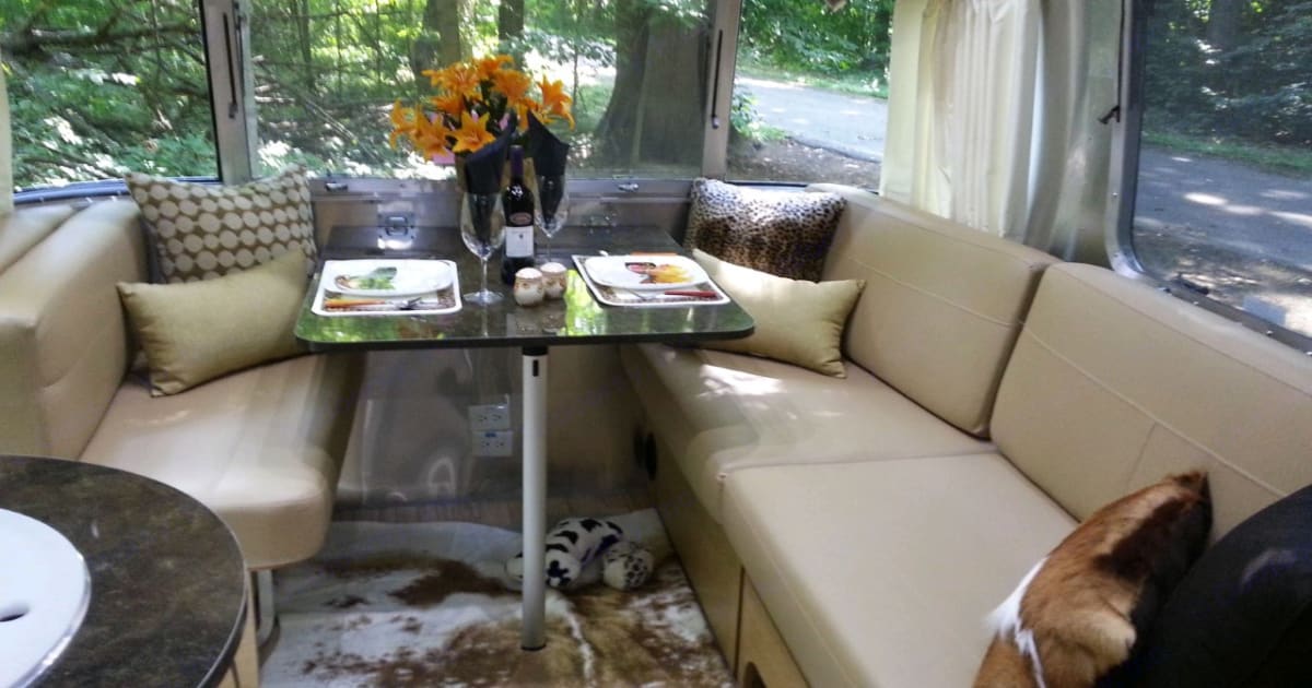 2015 Airstream Flying Cloud Travel trailer Rental in Yuma, AZ Outdoorsy