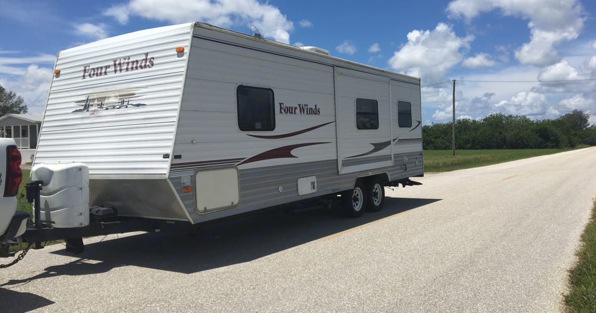 2006 four winds express travel trailer