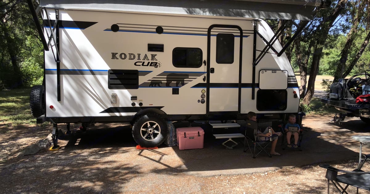 2018 Dutchmen Kodiak Travel trailer Rental in Angleton, TX Outdoorsy