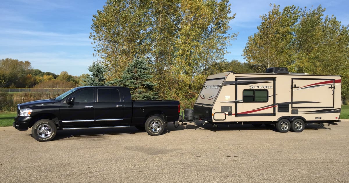 2013 Palomino Solaire Ultra Lite Travel trailer Rental in Blaine, MN