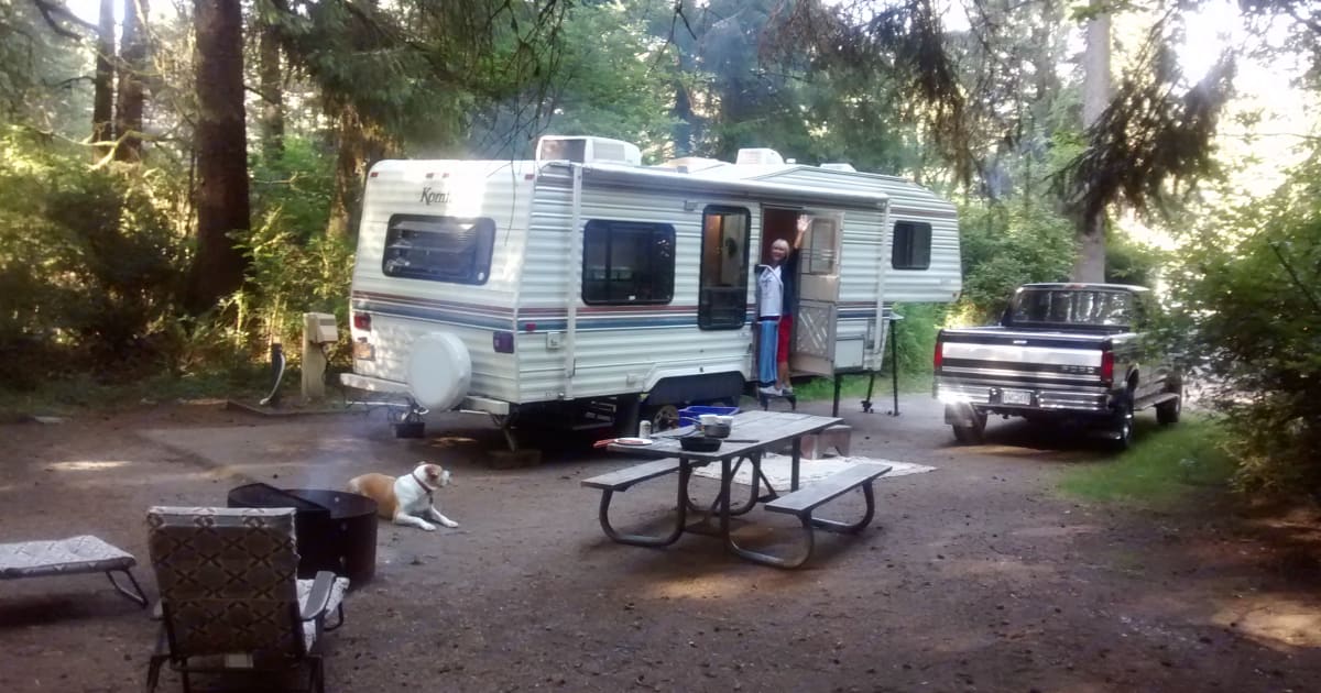 1993 Komfort Other Travel trailer Rental in The Dalles, OR Outdoorsy