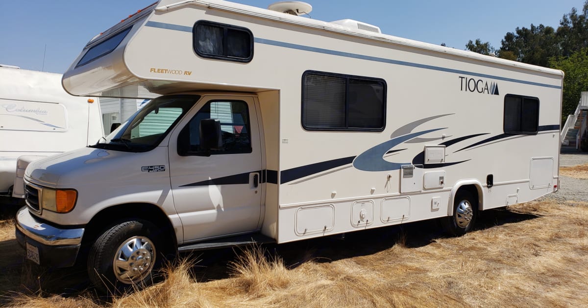 2004 Fleetwood Tioga Class C Rental in Wilton, CA | Outdoorsy
