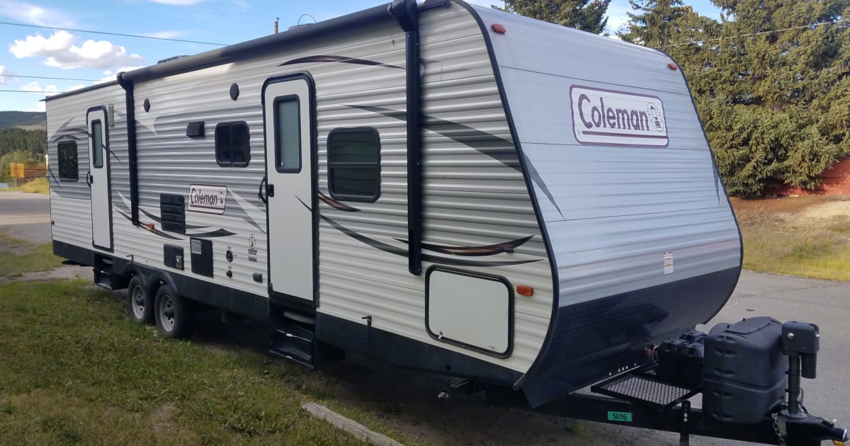 2016 Coleman 300TQ Toy hauler Rental in Leadville, CO Outdoorsy
