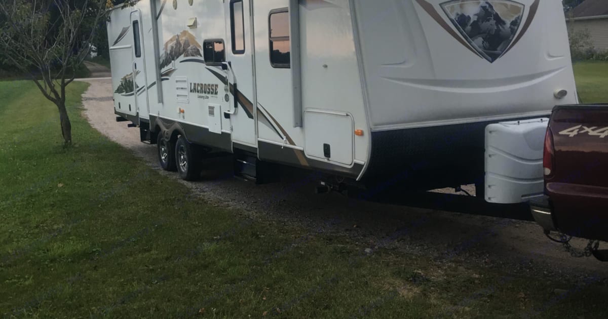 2014 Prime Time Lacrosse Travel trailer Rental in Warsaw, IN Outdoorsy